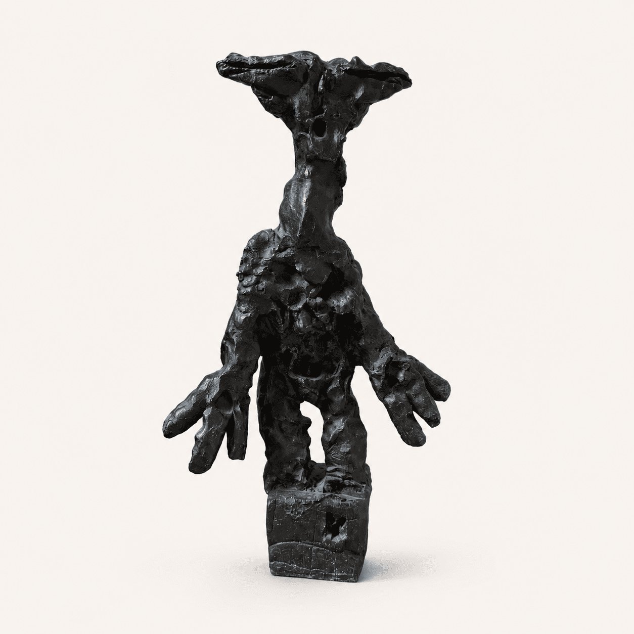 Sculpture en bronze, figure aux bras ouverts