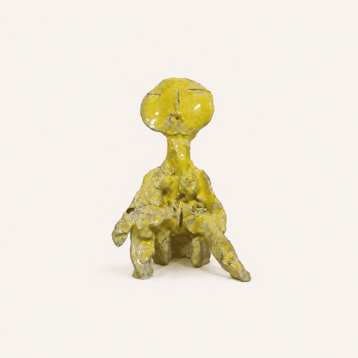 Idole en grès émaillé, 22 cm