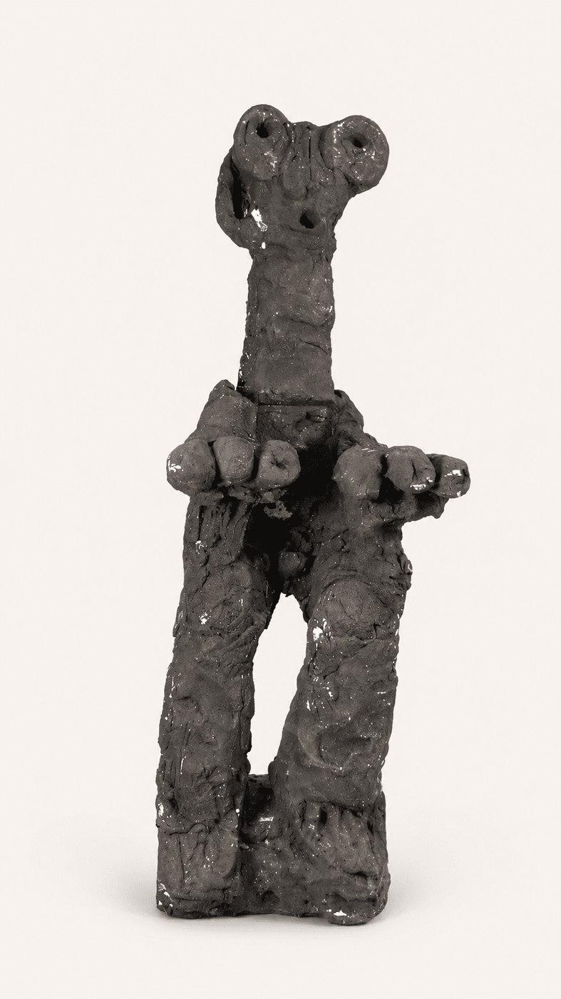 Idole en terre cuite sombre, 48 cm